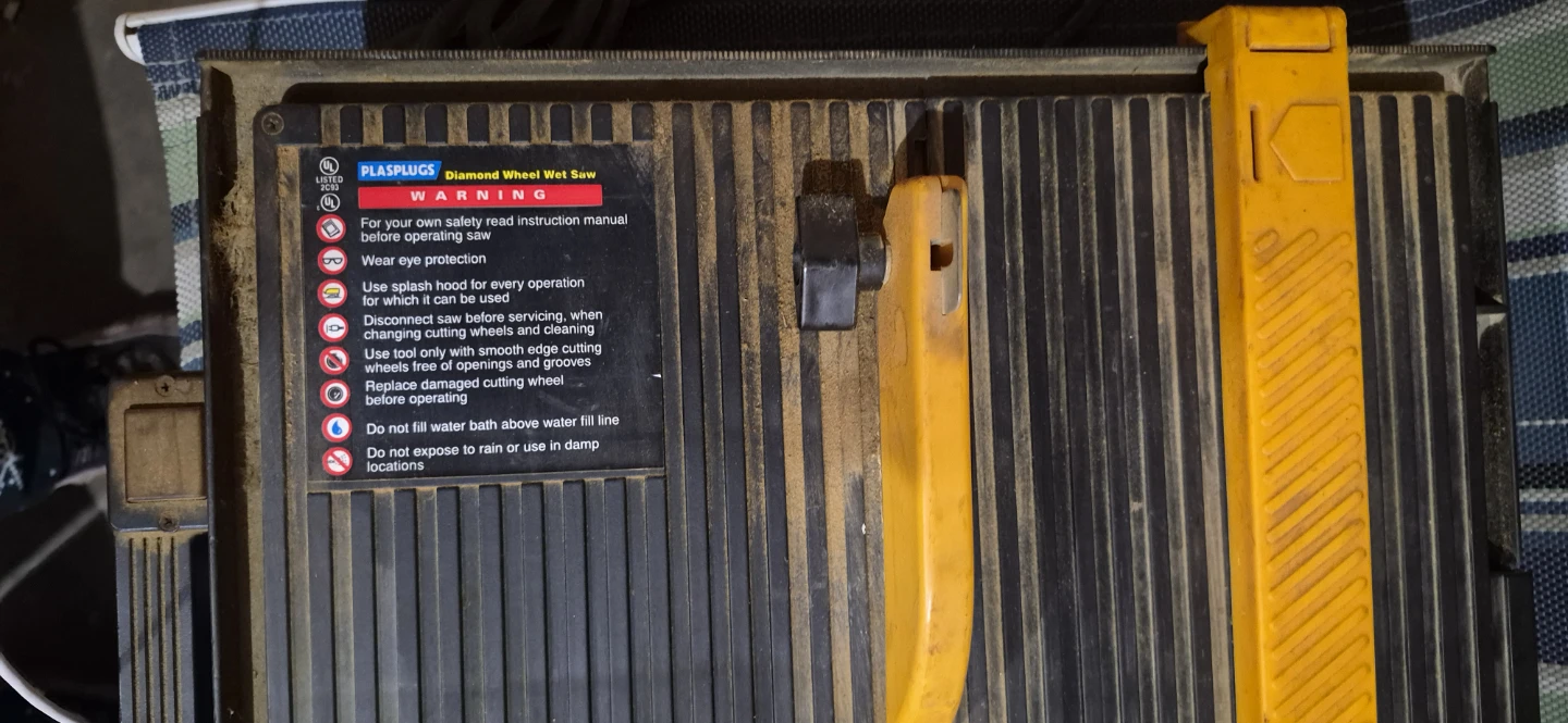 Plasplugs Diamond Wheel Wet Saw - photo 2