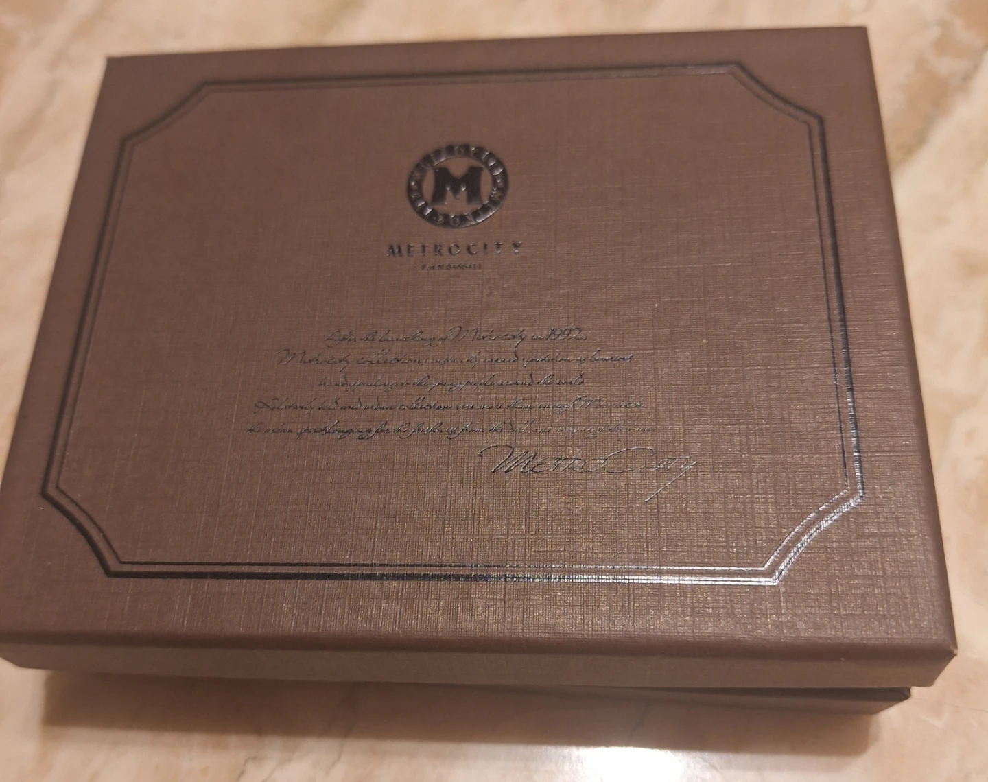 METROCITY Leather Bi-fold Wallet - photo 5