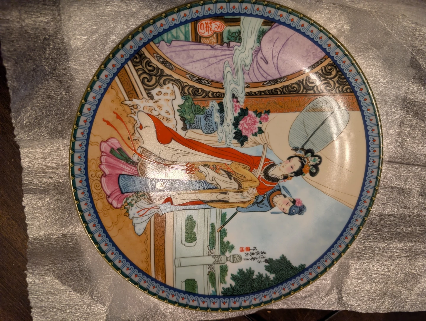 Norman Rockwell "Grandma's Surprise" Mother's Day Plate - 1987 - photo 3