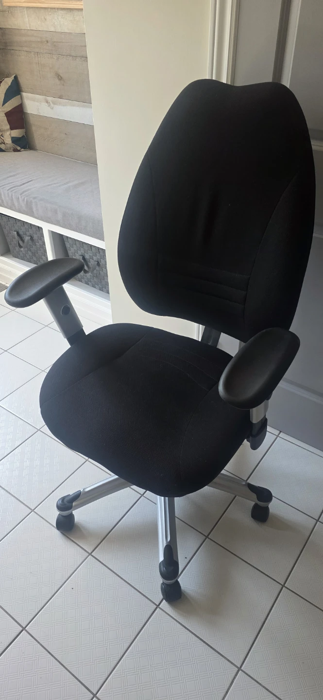 Black Office Chair - photo 2