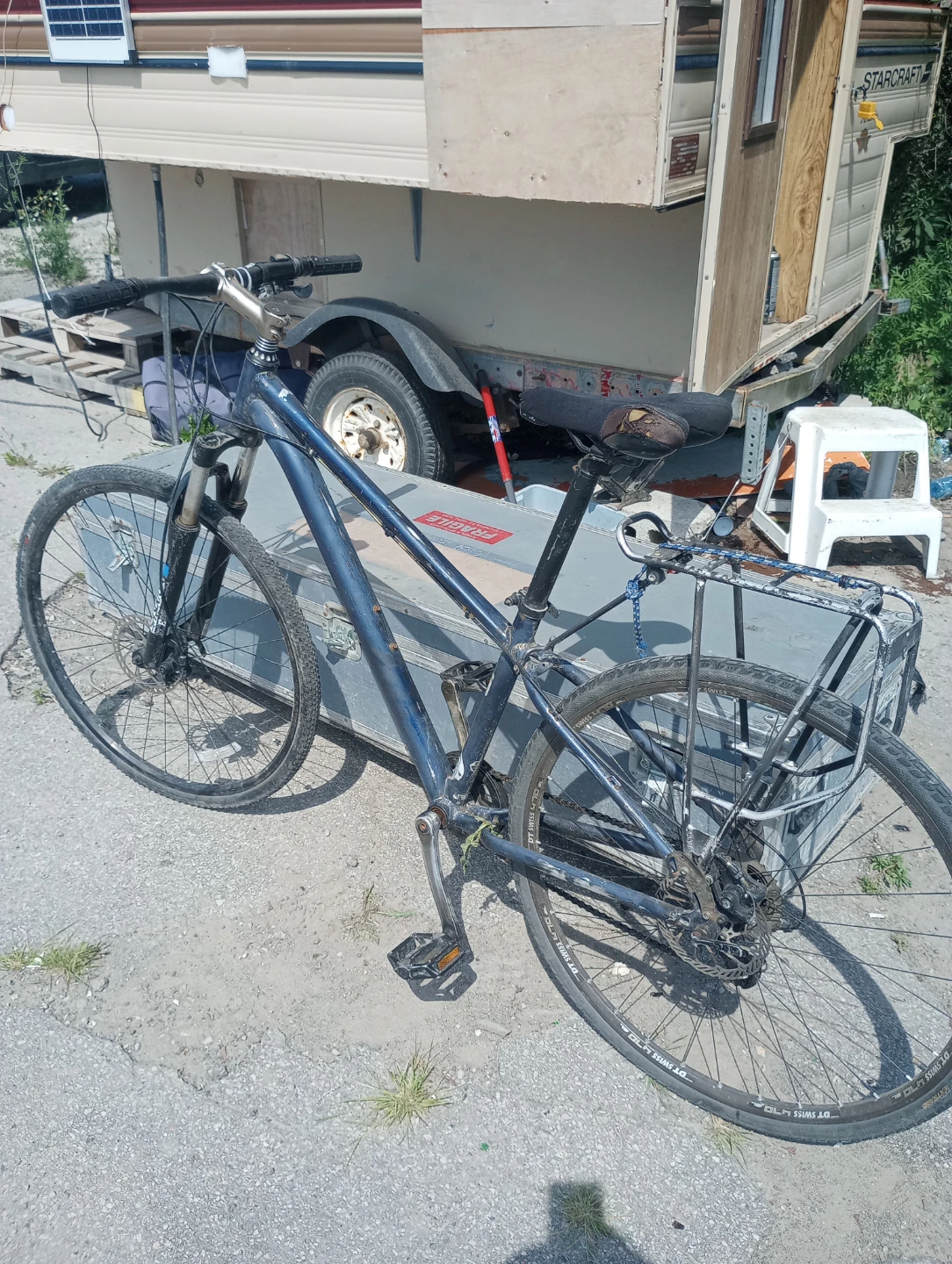 Blue Hybrid Bicycle - photo 3
