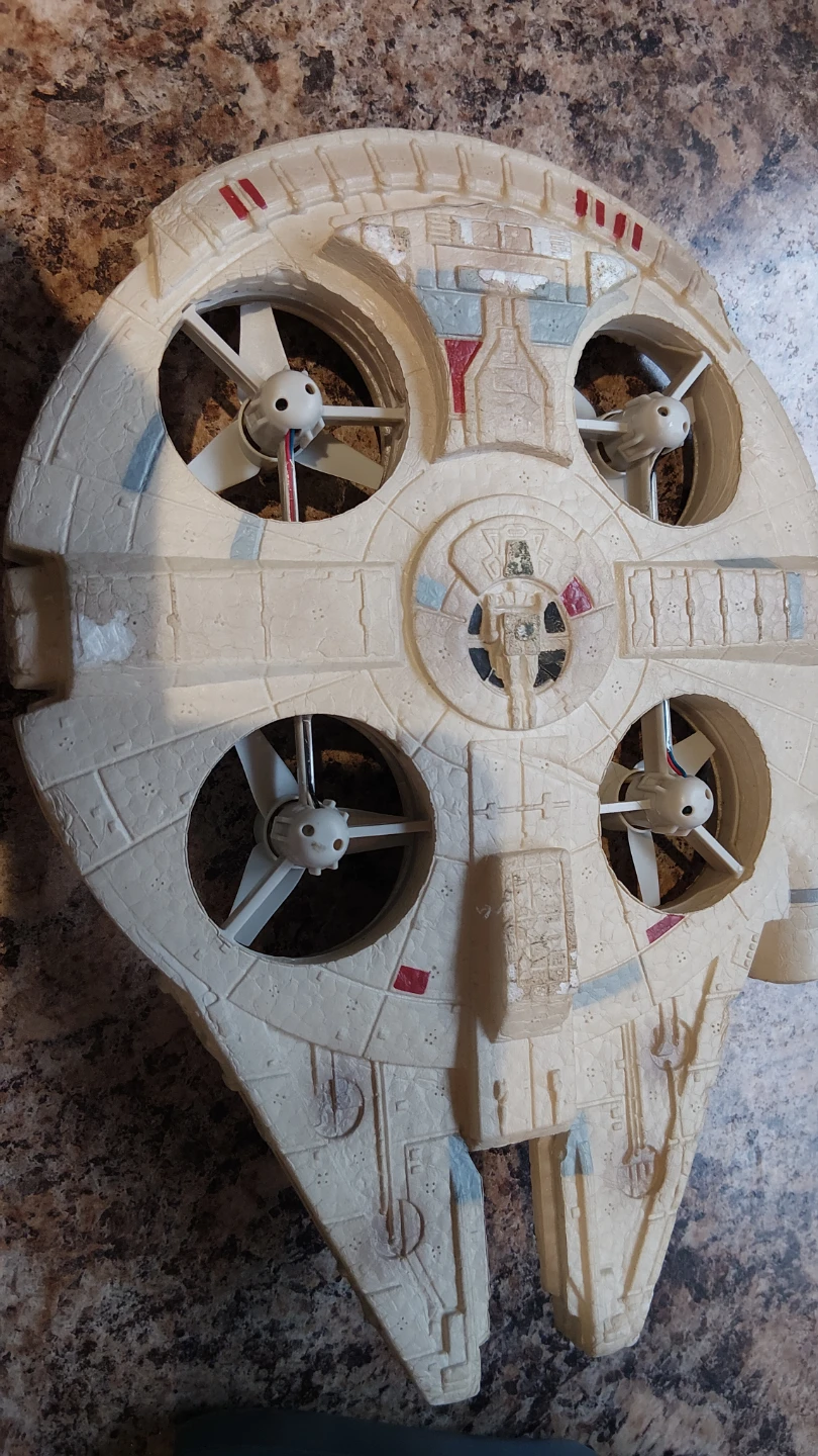Air Hogs Star Wars Millennium Falcon Drone - photo 2