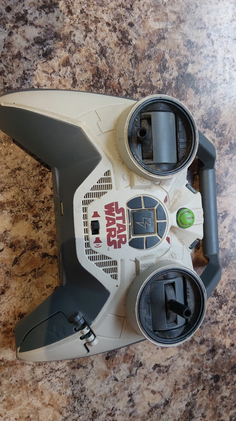Air Hogs Star Wars Millennium Falcon Drone - photo 3