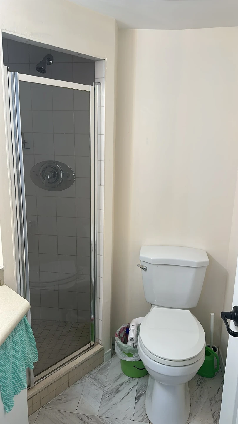 2 Beds & 2 Bath Near Guildwood GO – All Utilities Included - photo 3