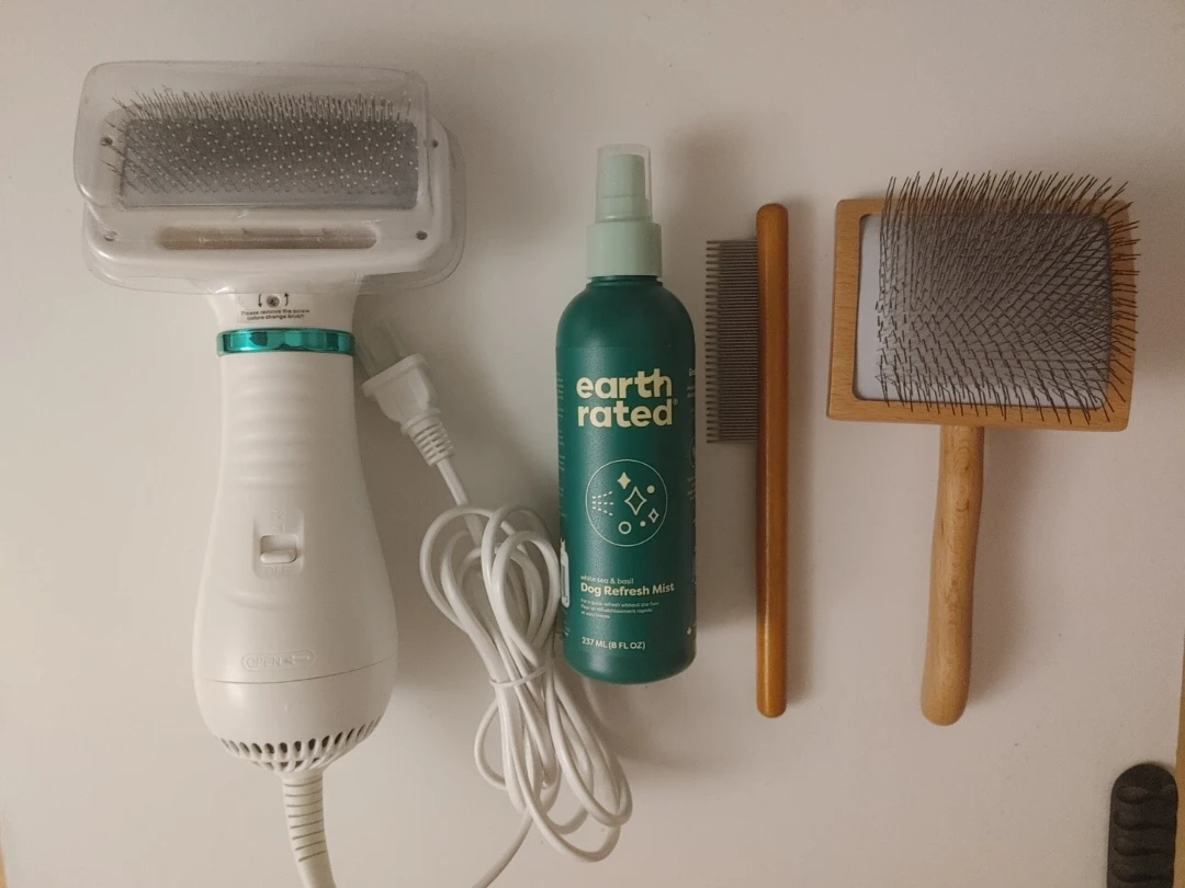 🐶Pet Grooming Bundle: Earth Rated Spray + Dryer + Brush Set🐶