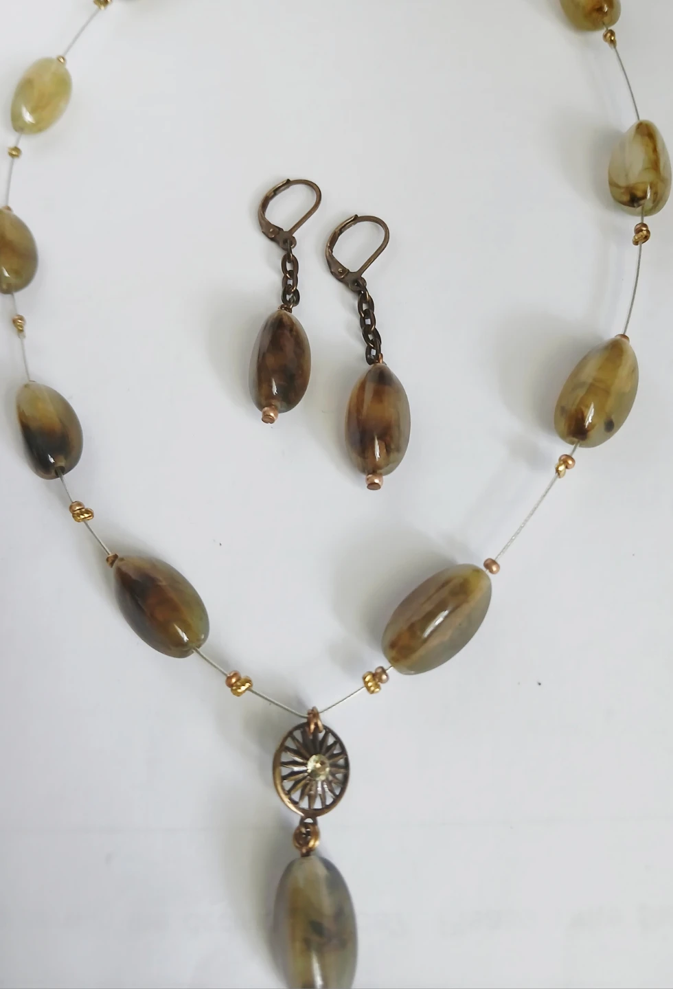 Beaded Necklace and Earrings Set - photo 5
