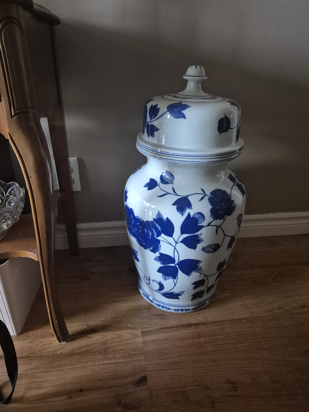 Blue and White Floral Ginger Jar - photo 2