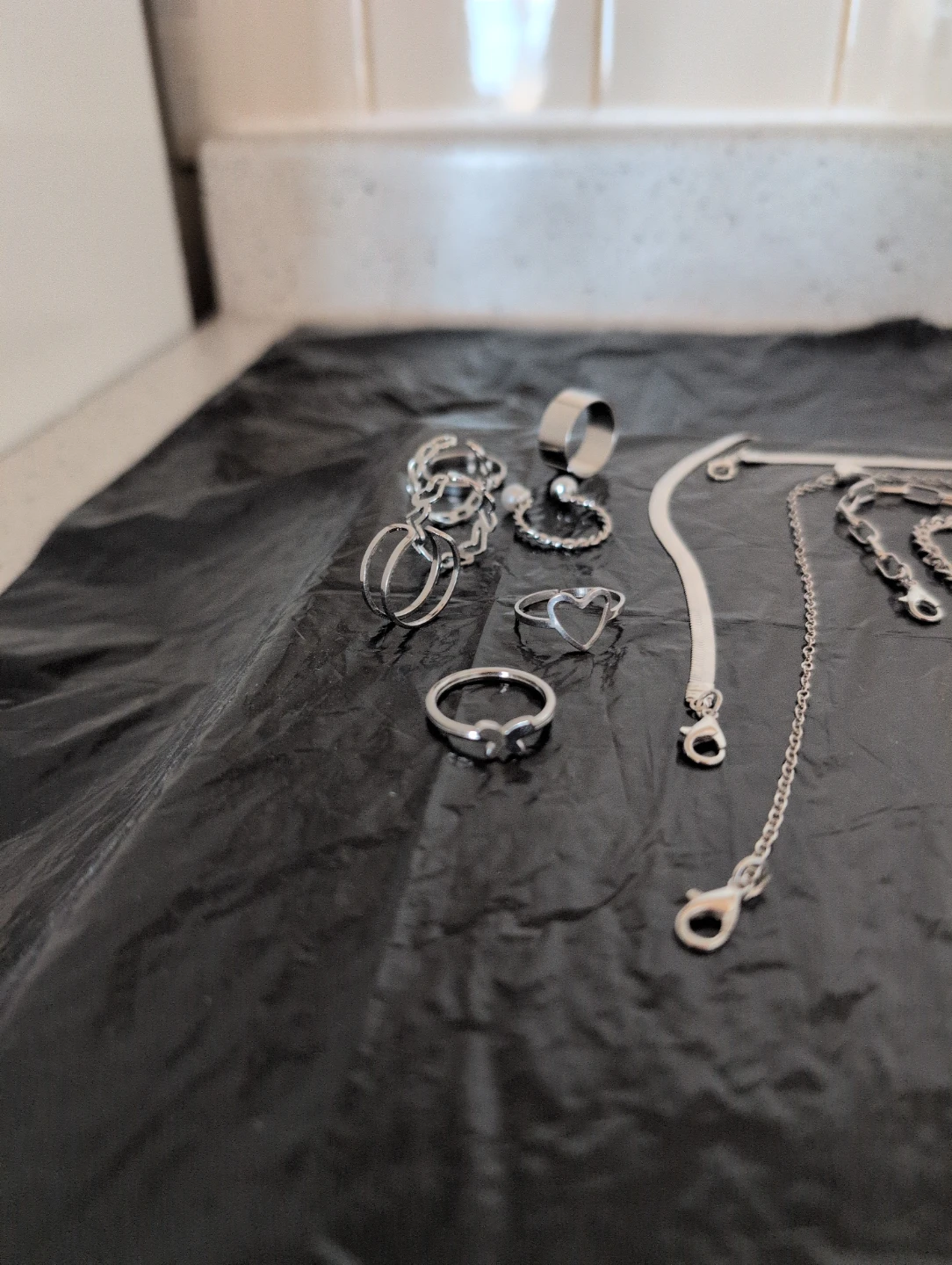 Silver Tone Choker Necklaces and Rings Set - photo 2