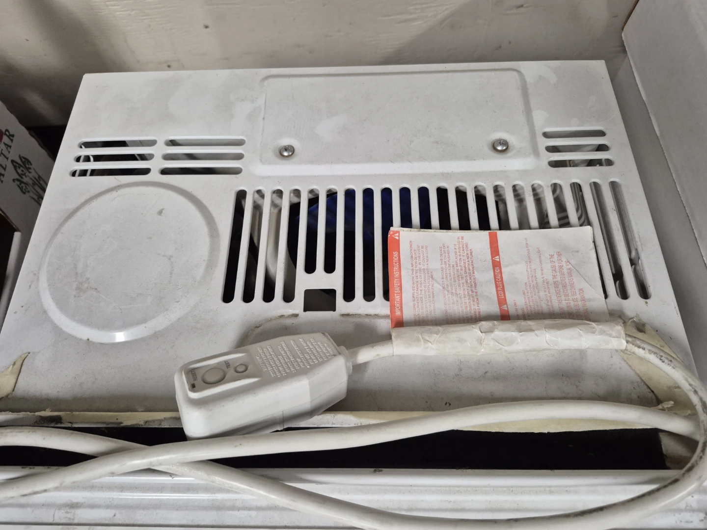 Comfee Window Air Conditioner 5000 BTU - photo 4