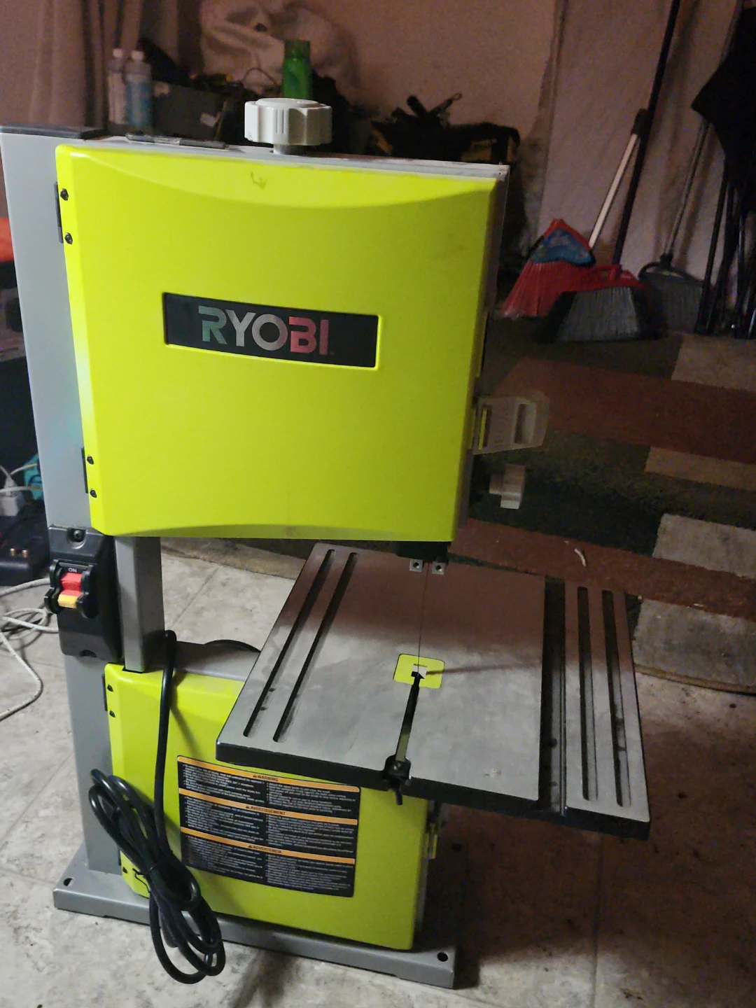 Ryobi BS904G 9-inch Bandsaw