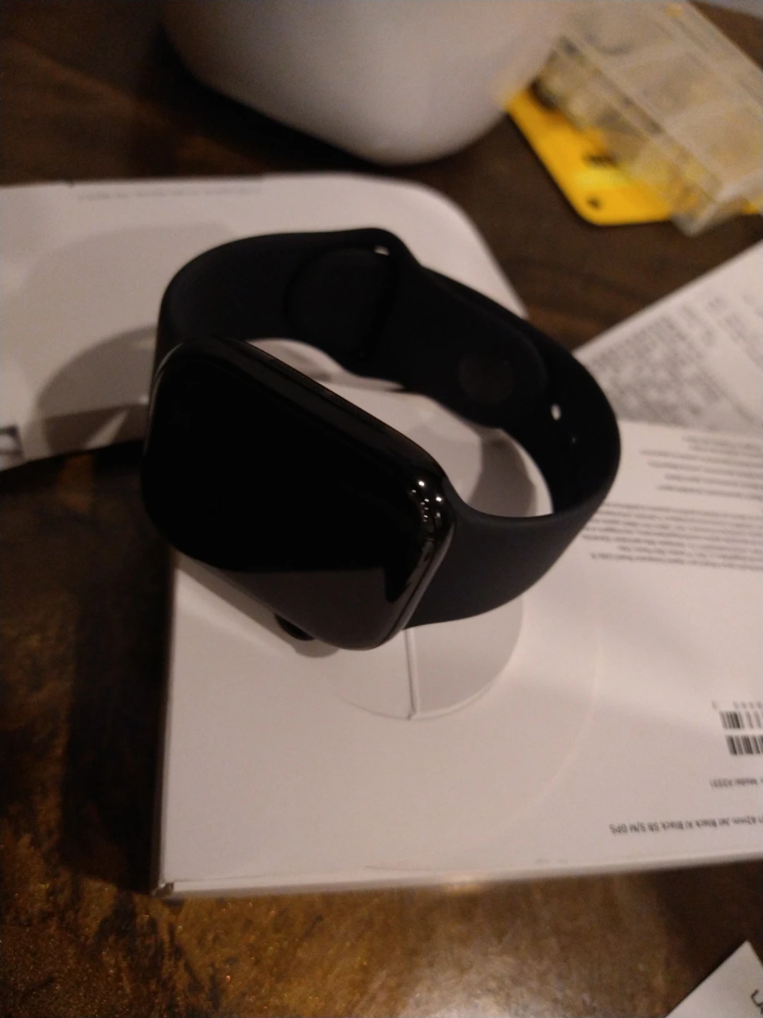 Apple Watch Series 11 (42mm, JET Black)