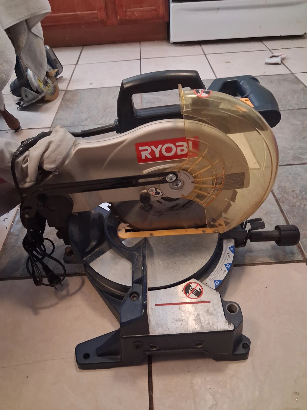 Ryobi Compound Miter Saw