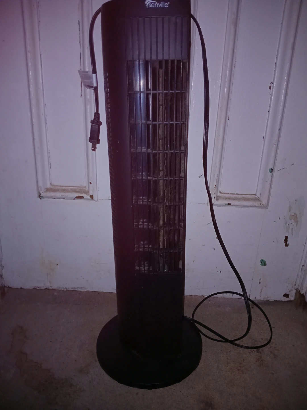 Senville black oscillating tower fan