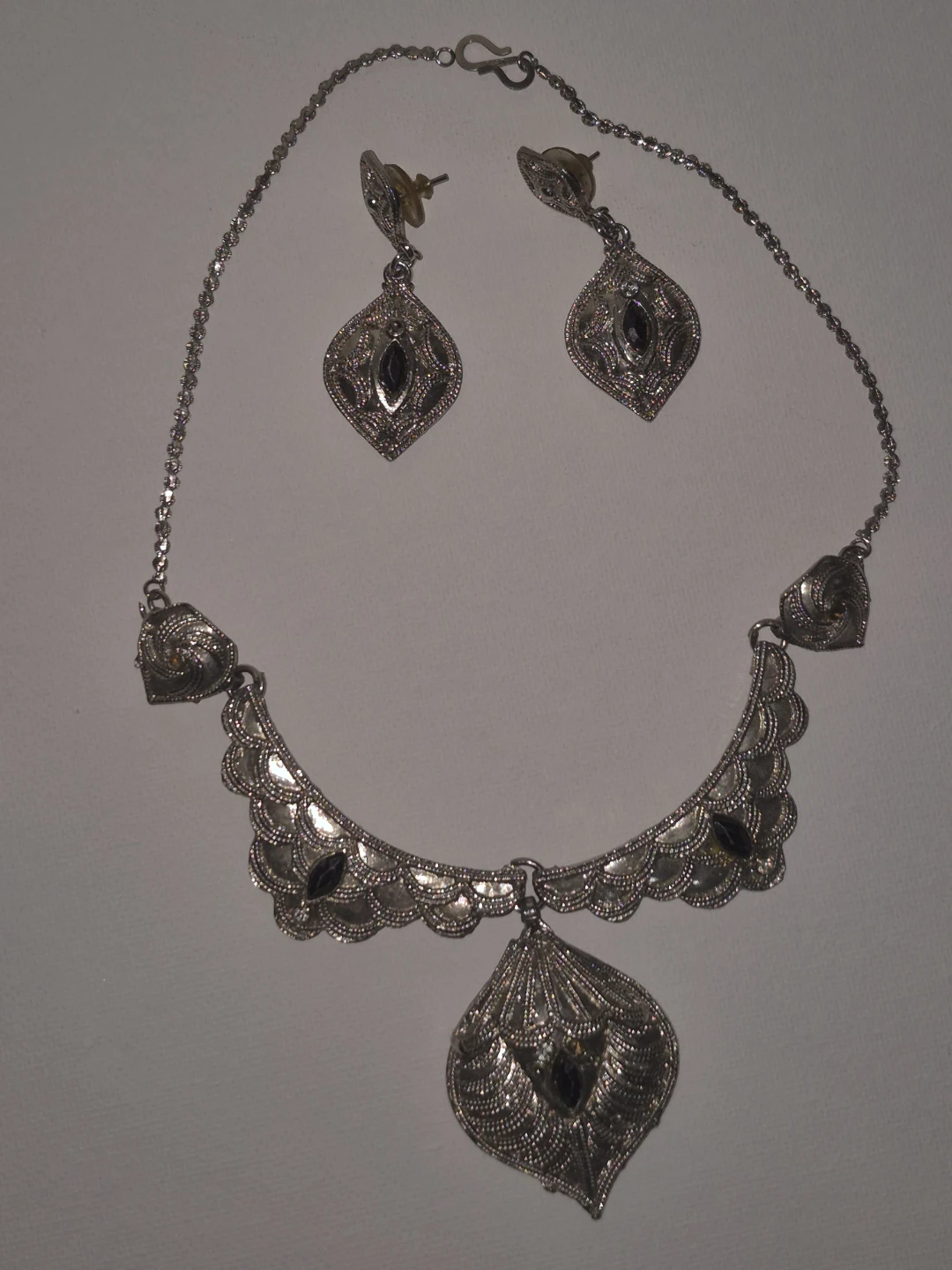 Vintage earring and necklace set