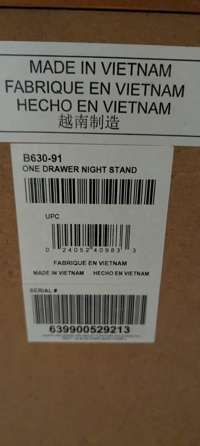 Harlynx One Drawer Night Stand - photo 3