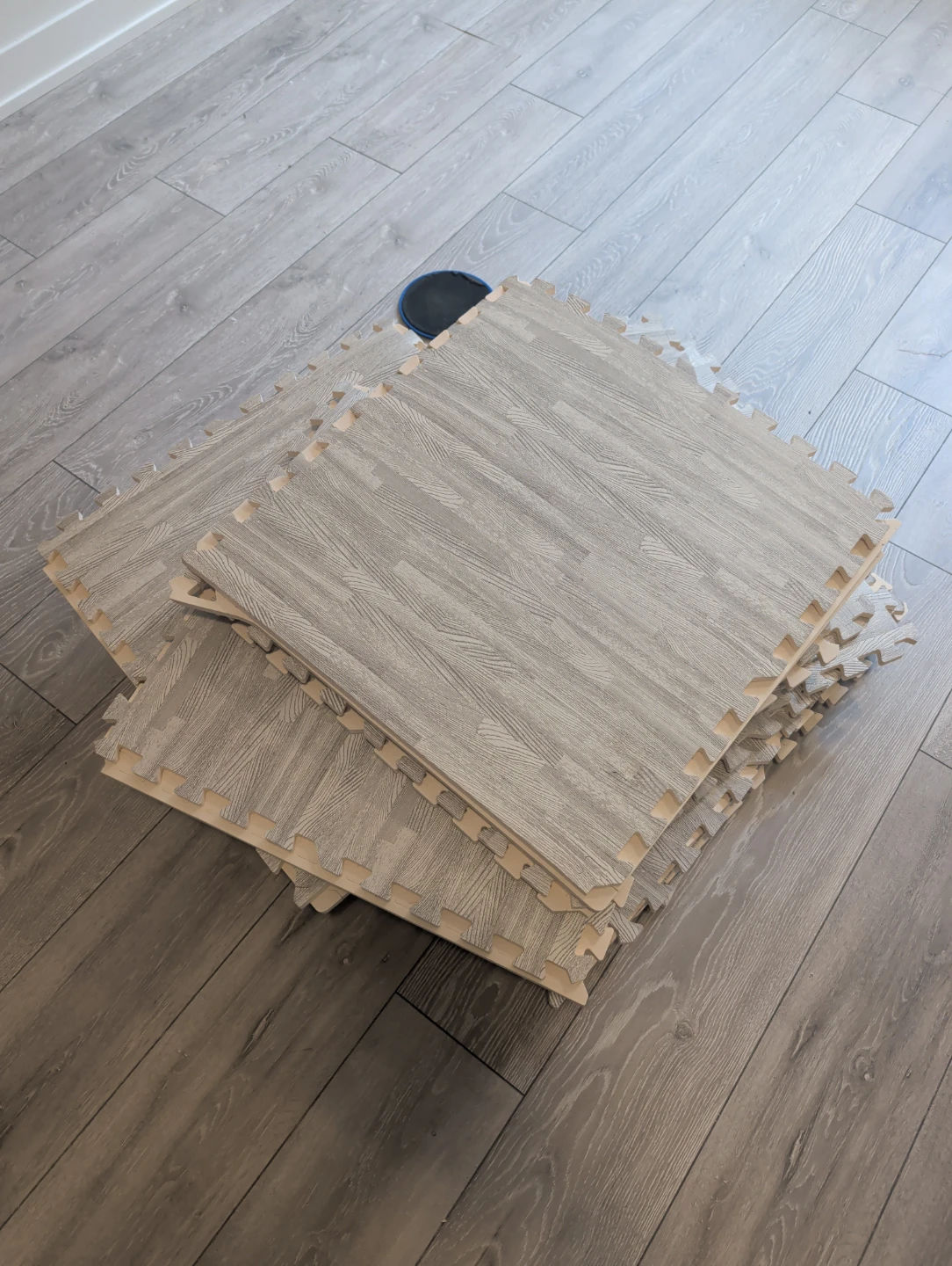 Interlocking Foam Floor Mats with Wood Grain Pattern