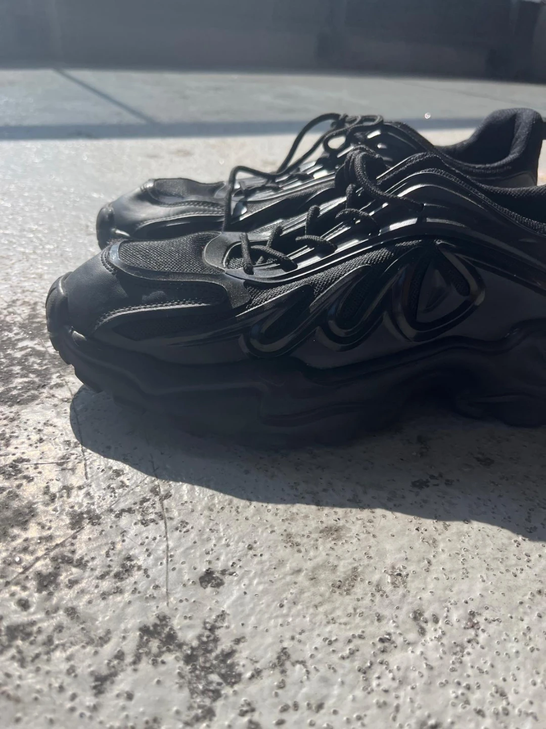 Black Chunky Sneakers - photo 2