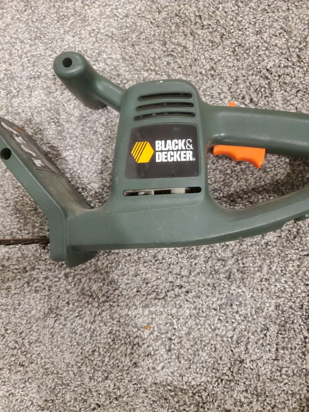 Black & Decker Hedge Trimmer - photo 2