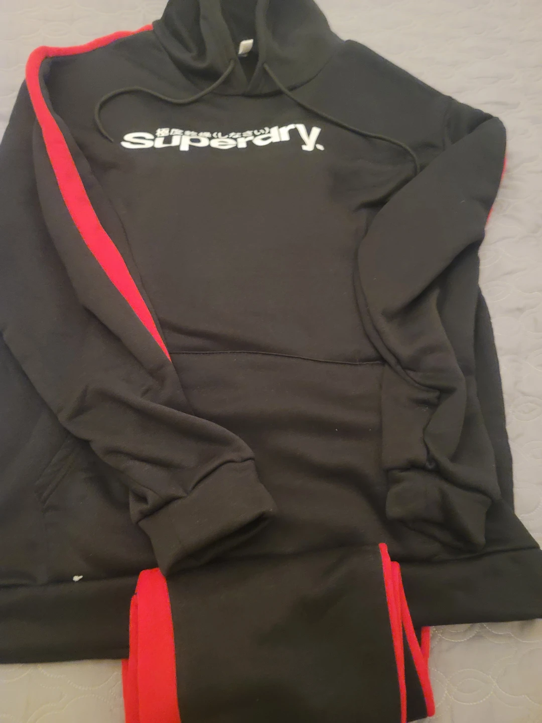 Black & Red Hoodie and Joggers Set - photo 2