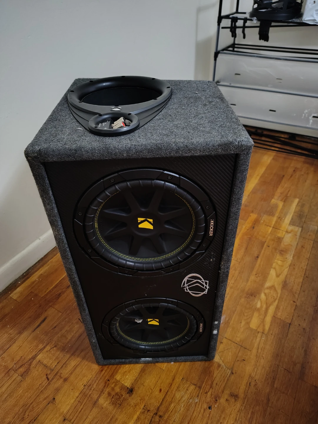 Kicker  Competition Dual Subwoofer Enclosure 10" make offer
