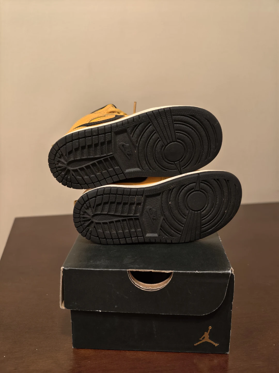 Air Jordan 1 Mid TD Toddler Shoes Size 9c - photo 3