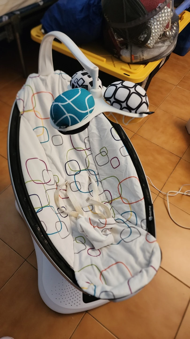 4moms rockaRoo infant seat - photo 4