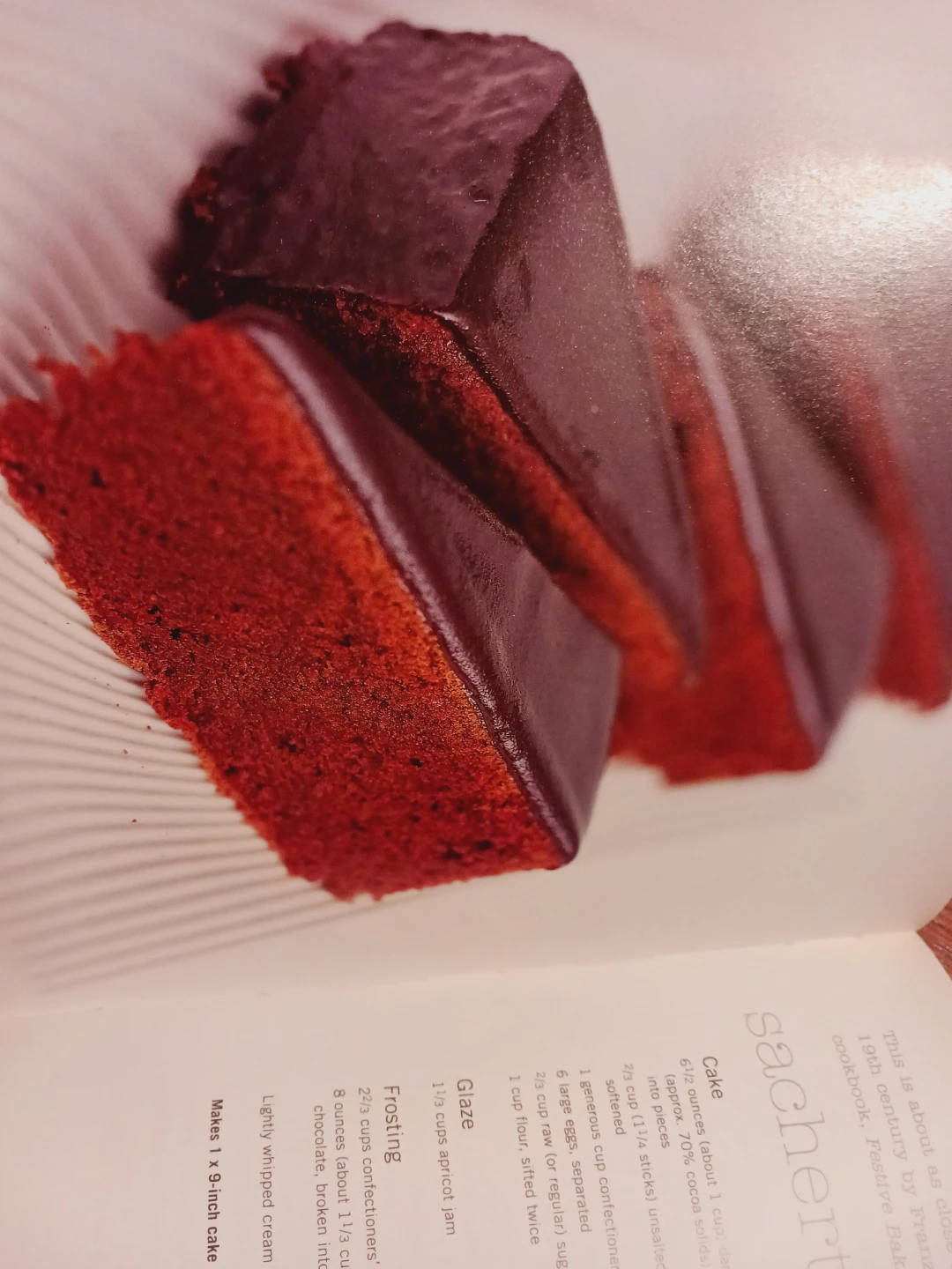 Gorgeous Cakes Cookbook. 100 sweet indulgences... - photo 5