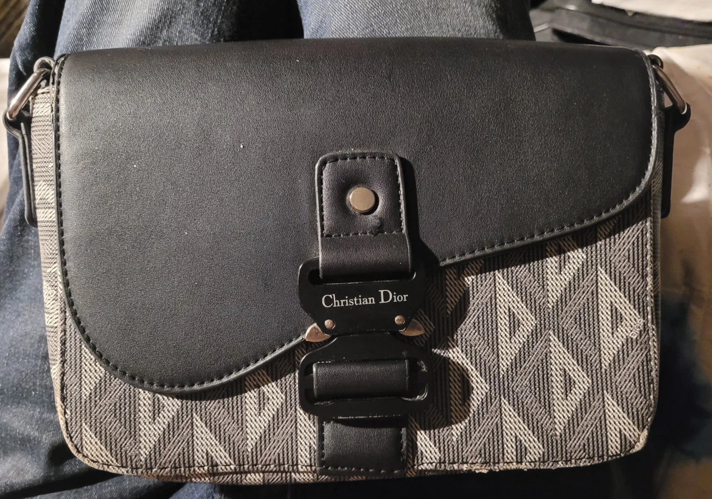 Christian Dior Shoulder Bag - photo 2