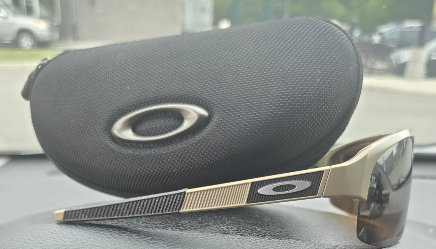 Oakley Mercenary authentic sunglasses w Prizm lenses and case. - photo 3