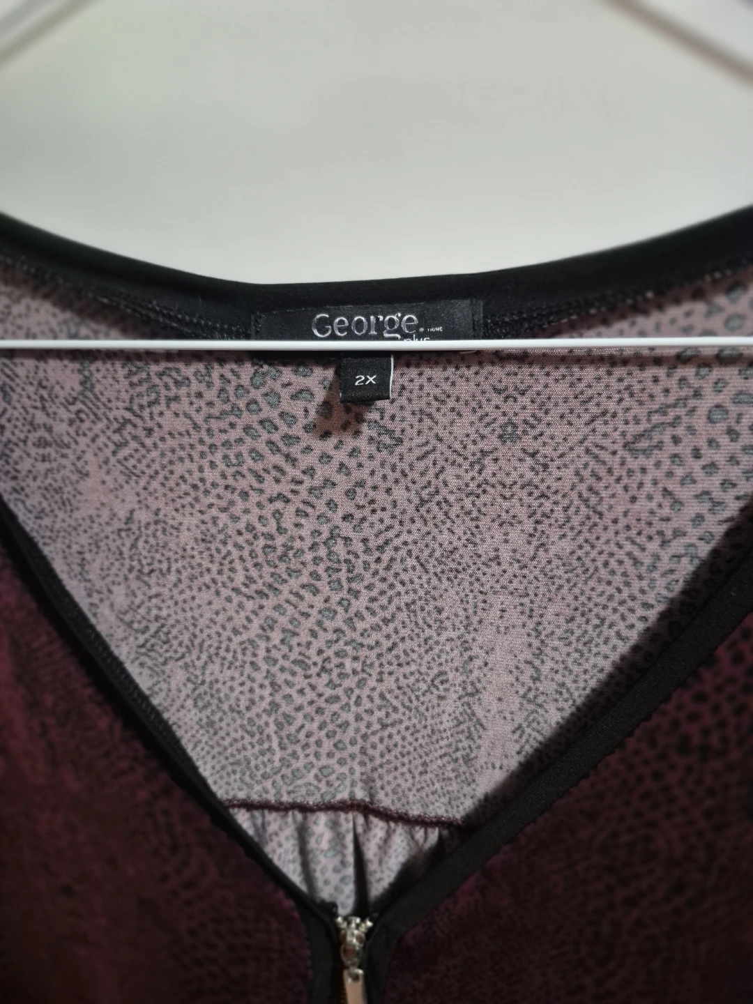George Burgundy Snake Print V-Neck Zip Top - photo 3