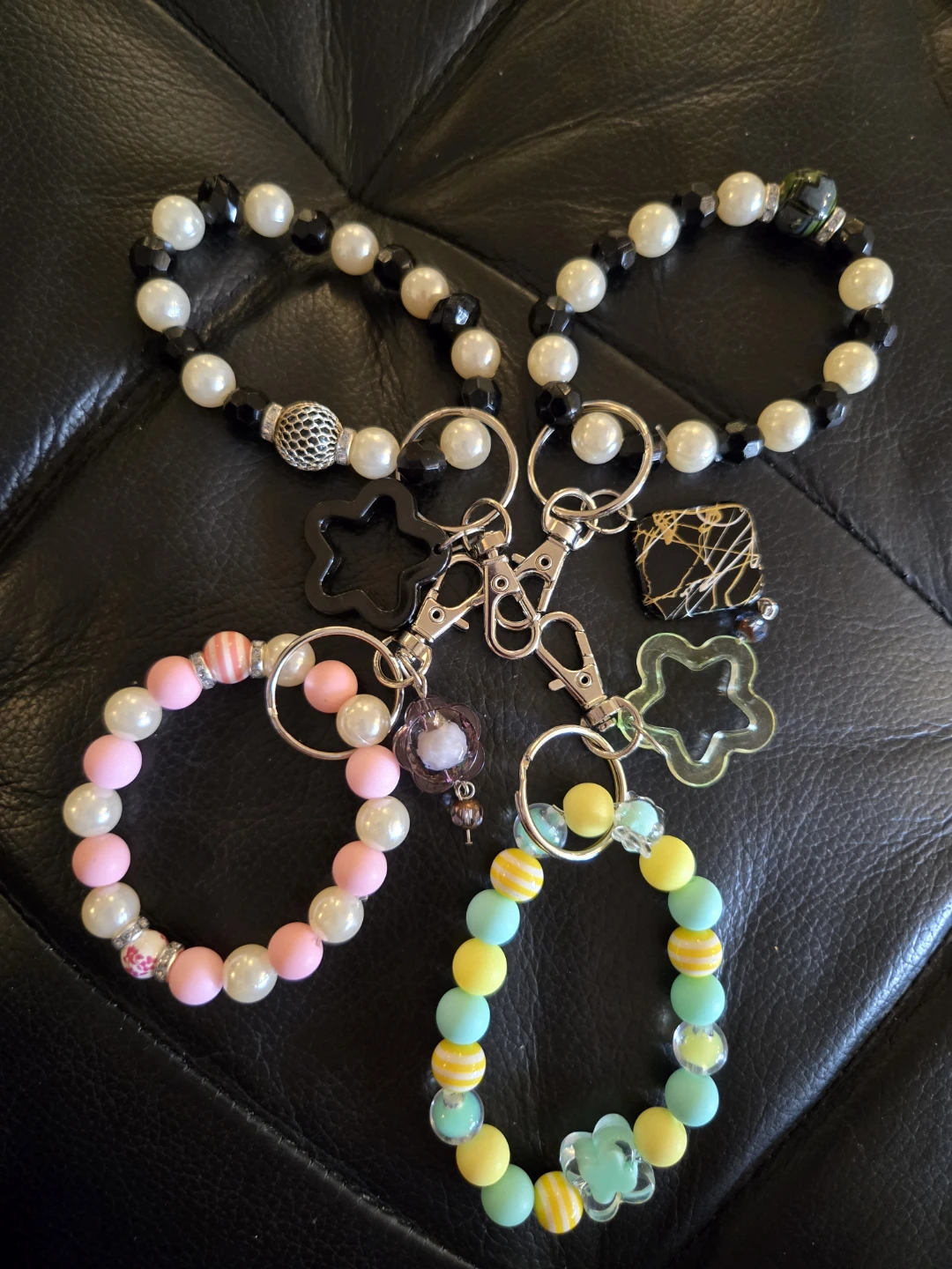 Beaded Wristlets $5 Each - photo 2