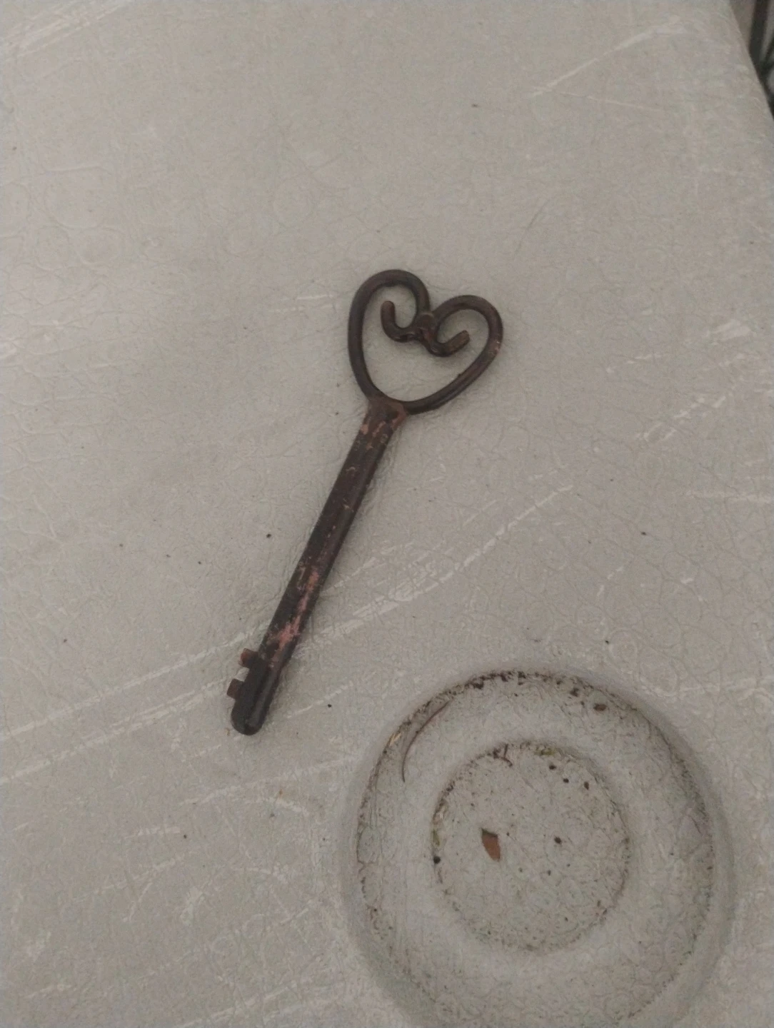 Vintage ornate Metal Wine Rack - photo 2