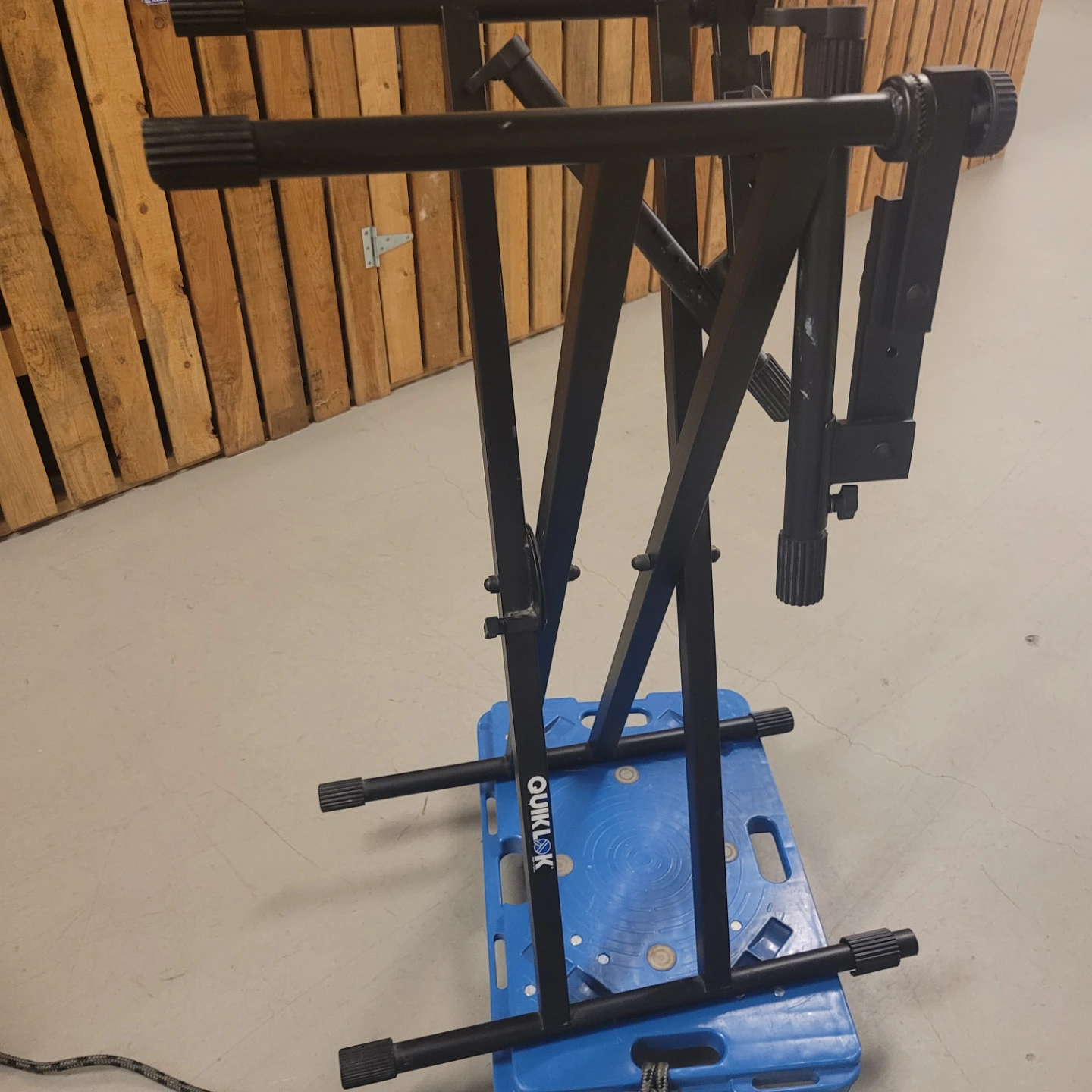Quik Lok Double Tier Keyboard Stand - photo 3