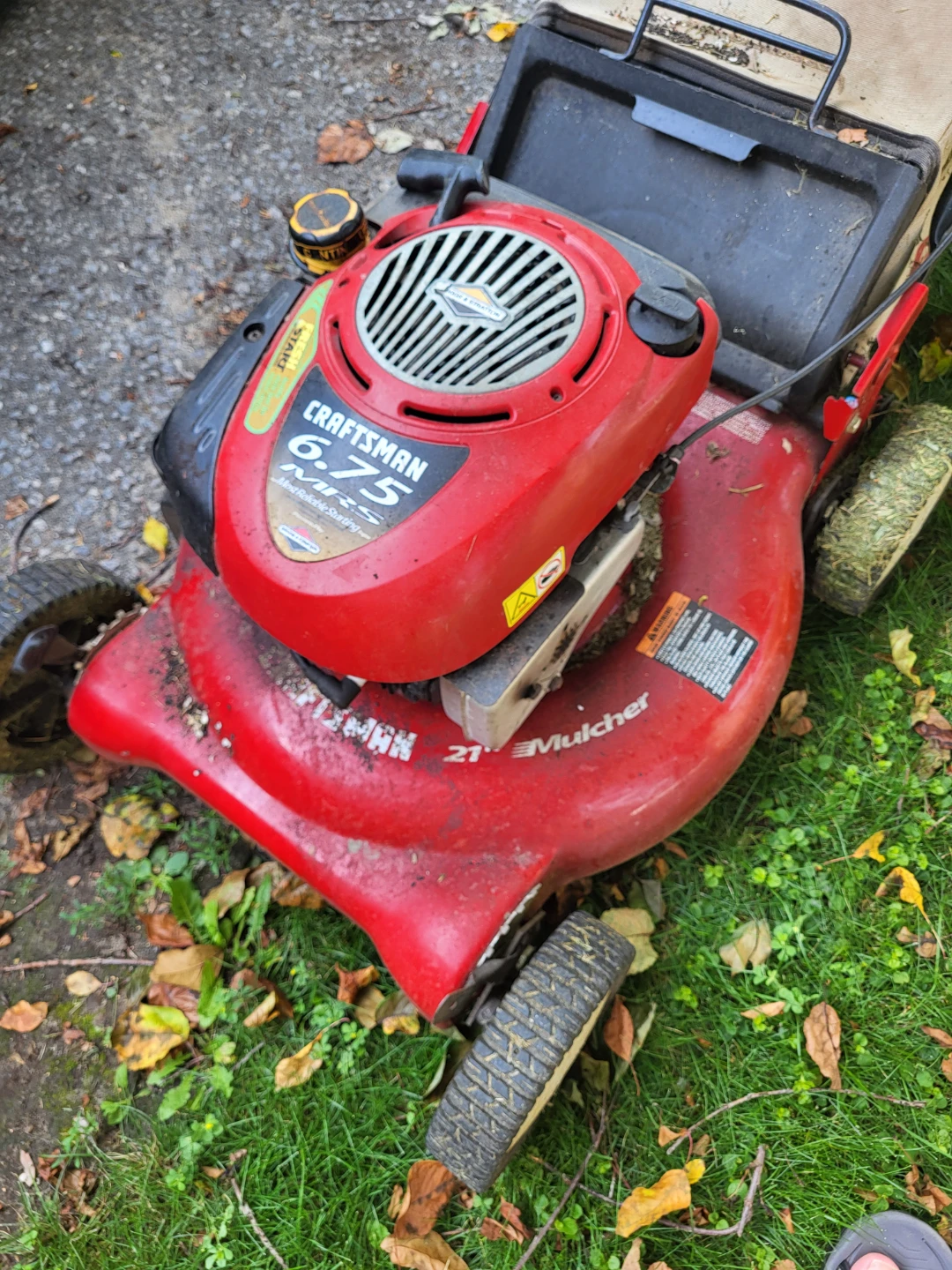 Craftsman 6.75 Mower- Needs TLC - photo 2