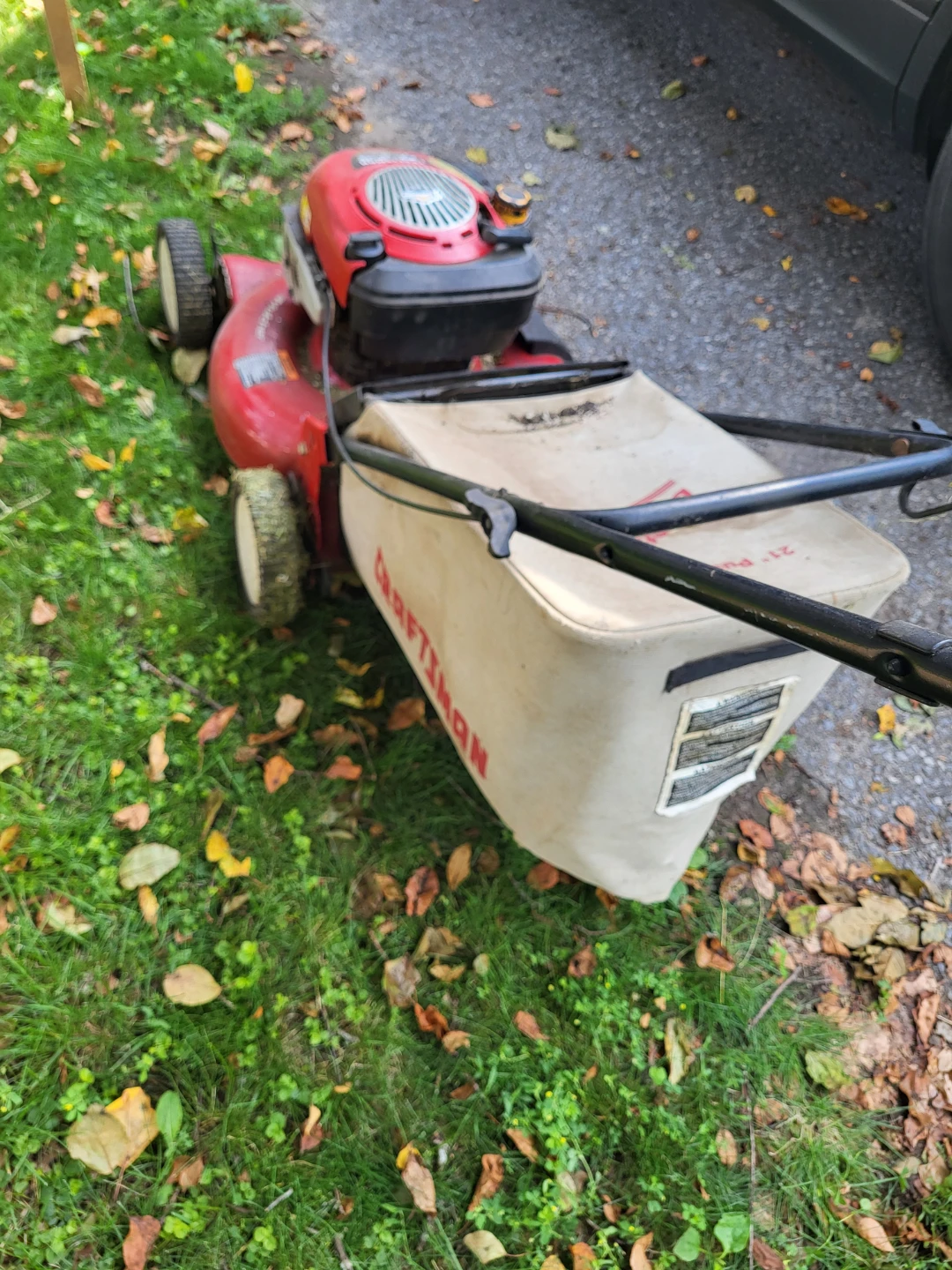 Craftsman 6.75 Mower- Needs TLC - photo 4