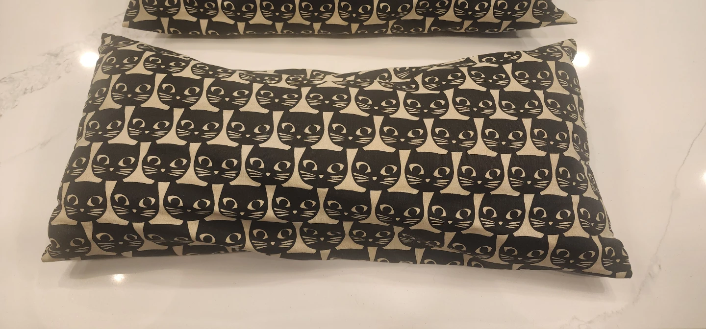 Black Cat  Rectangular Throw Pillows - photo 2