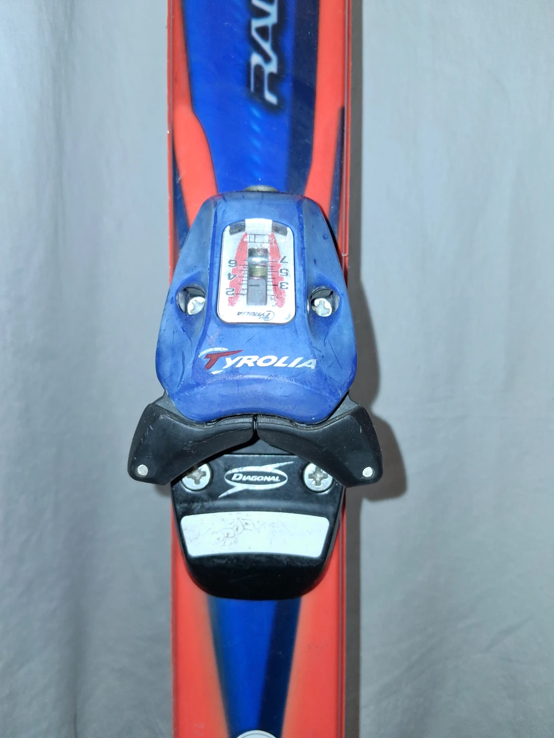HEAD Radial 300 Skis with Tyrolia Bindings - photo 4