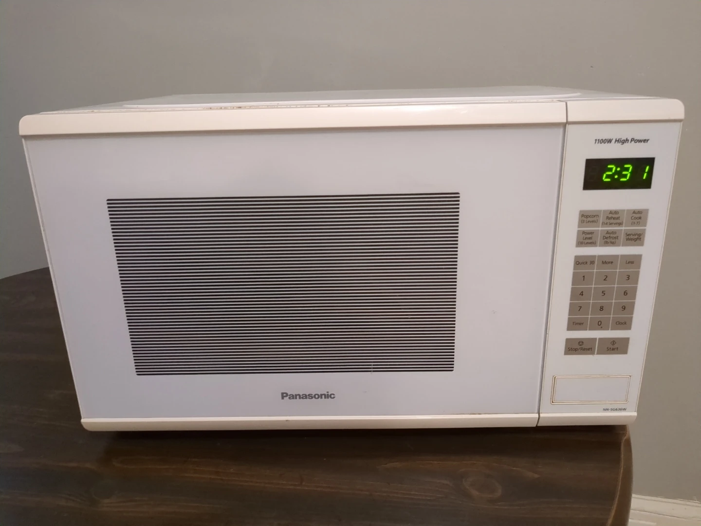 Microwave Panasonic  1100W - 2nd Unit Included Free! - photo 3