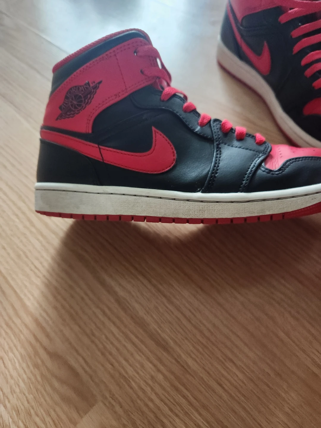 Air Jordan 1 Mid Sneakers - photo 3