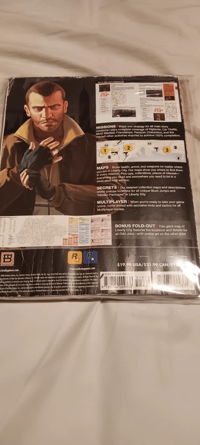 Grand Theft Auto IV Signature Guide - DAMAGED - photo 2
