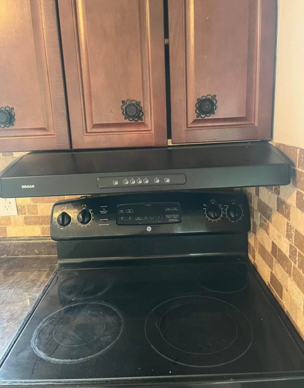 Electric range oven - photo 2
