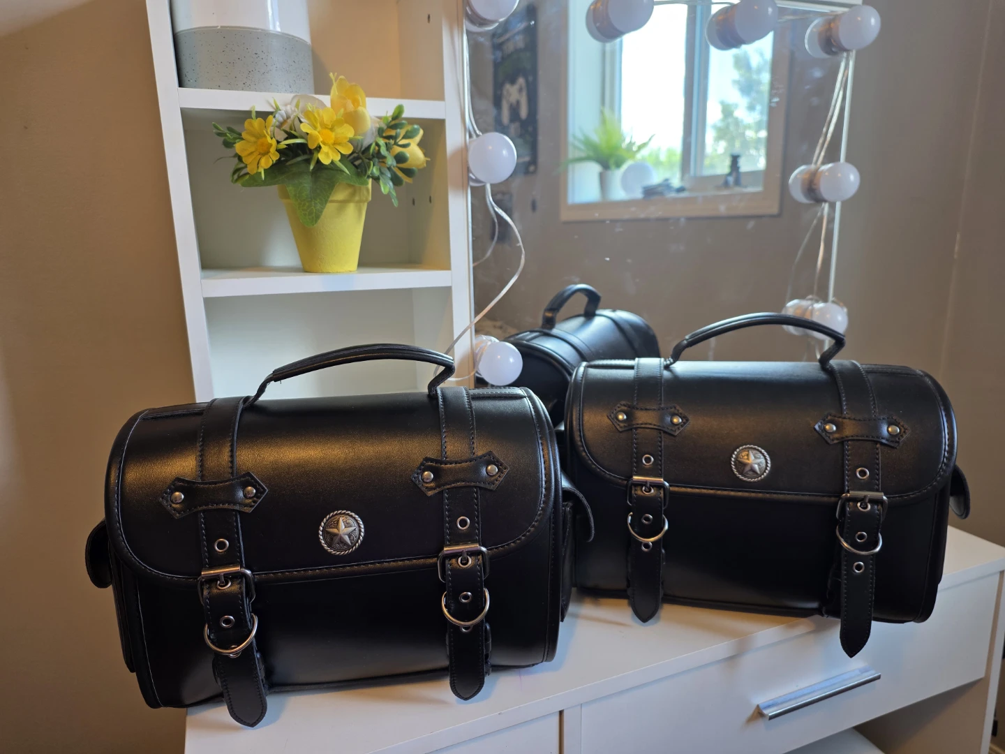 ​Black Motorcycle Saddlebags - Pair