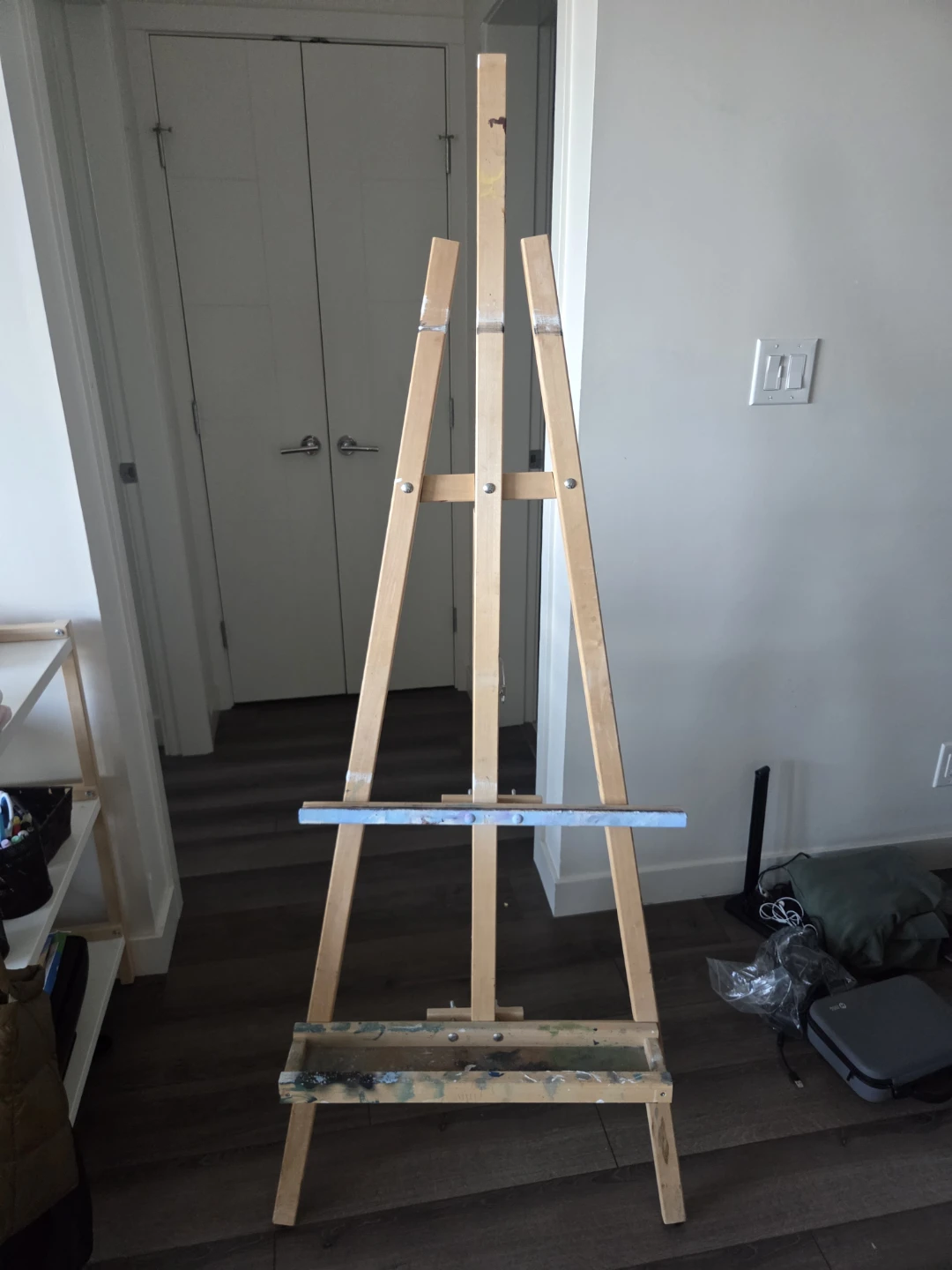 Wooden Easel
