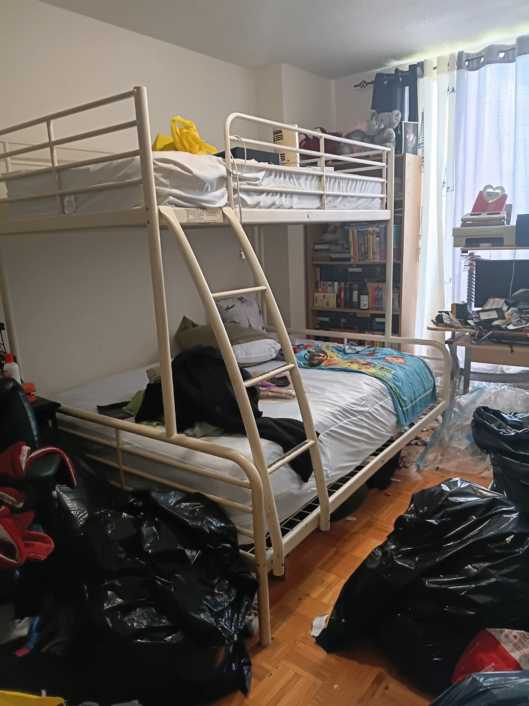 Metal Bunk Bed - photo 2