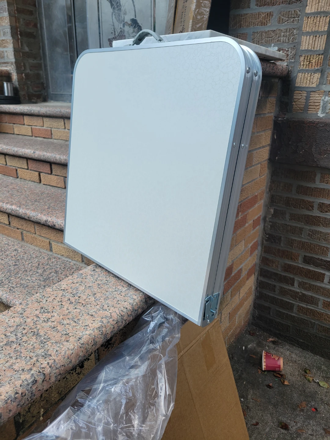 Brand new Folding Table 4'-2' - photo 3