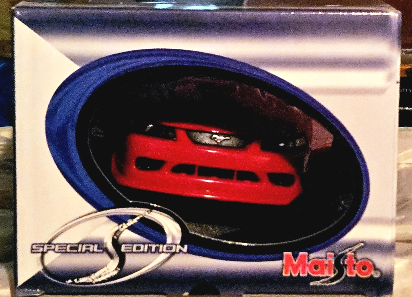 Maisto Special Edition 1:18 2000 Ford SVT Mustang Cobra R - photo 4