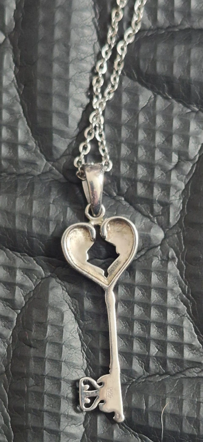 Silver Heart winged pendant - photo 2