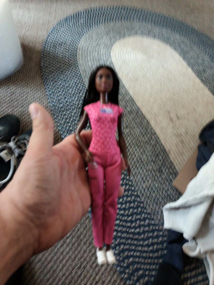 Barbie Doll Nurse Outfit Pink - photo 3