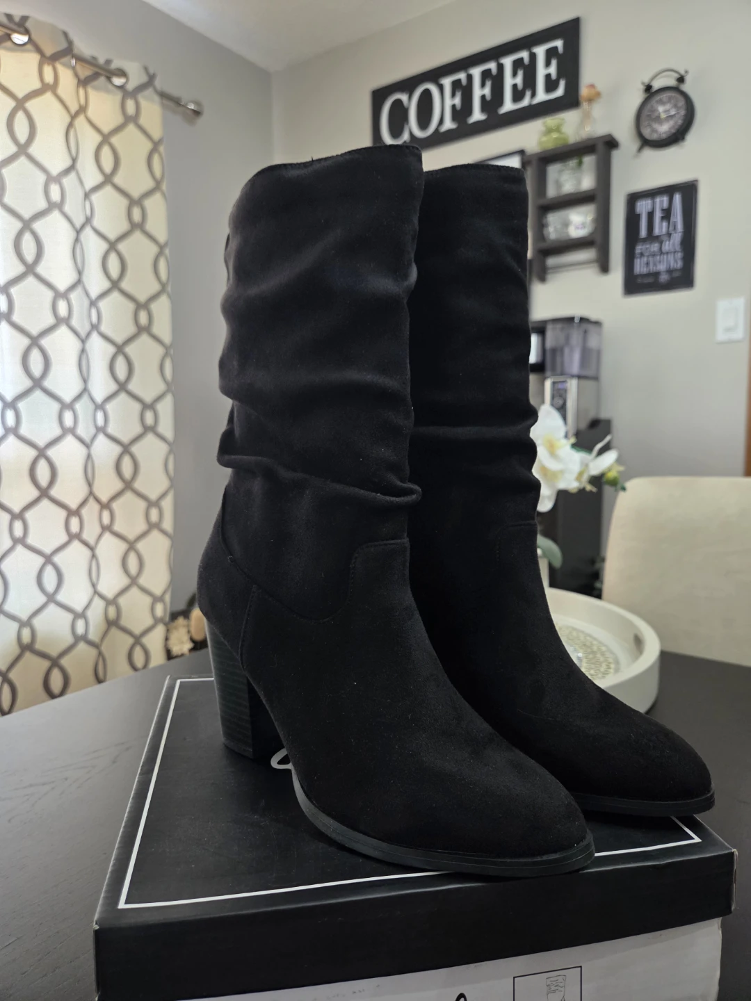 Qupid Black Suede Slouch Boots size  8