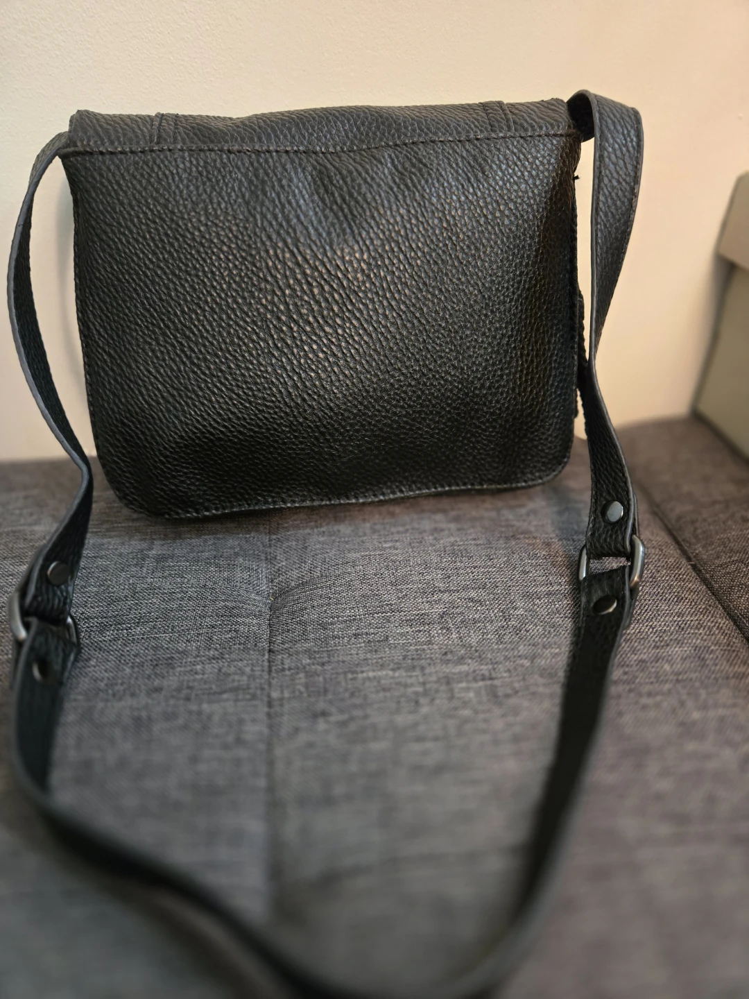 Calvin Klein Black Pebbled Leather Crossbody Bag - photo 4